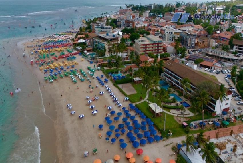 Apartamento na Orla de Porto de Galinhas, 144m2, 04 Suítes, 02 Vagas